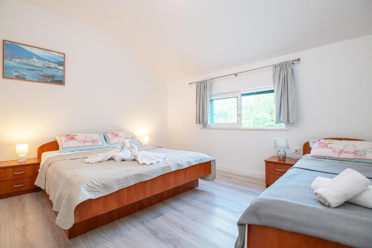 Apartments Dubelj Komolac Eksteriør billede